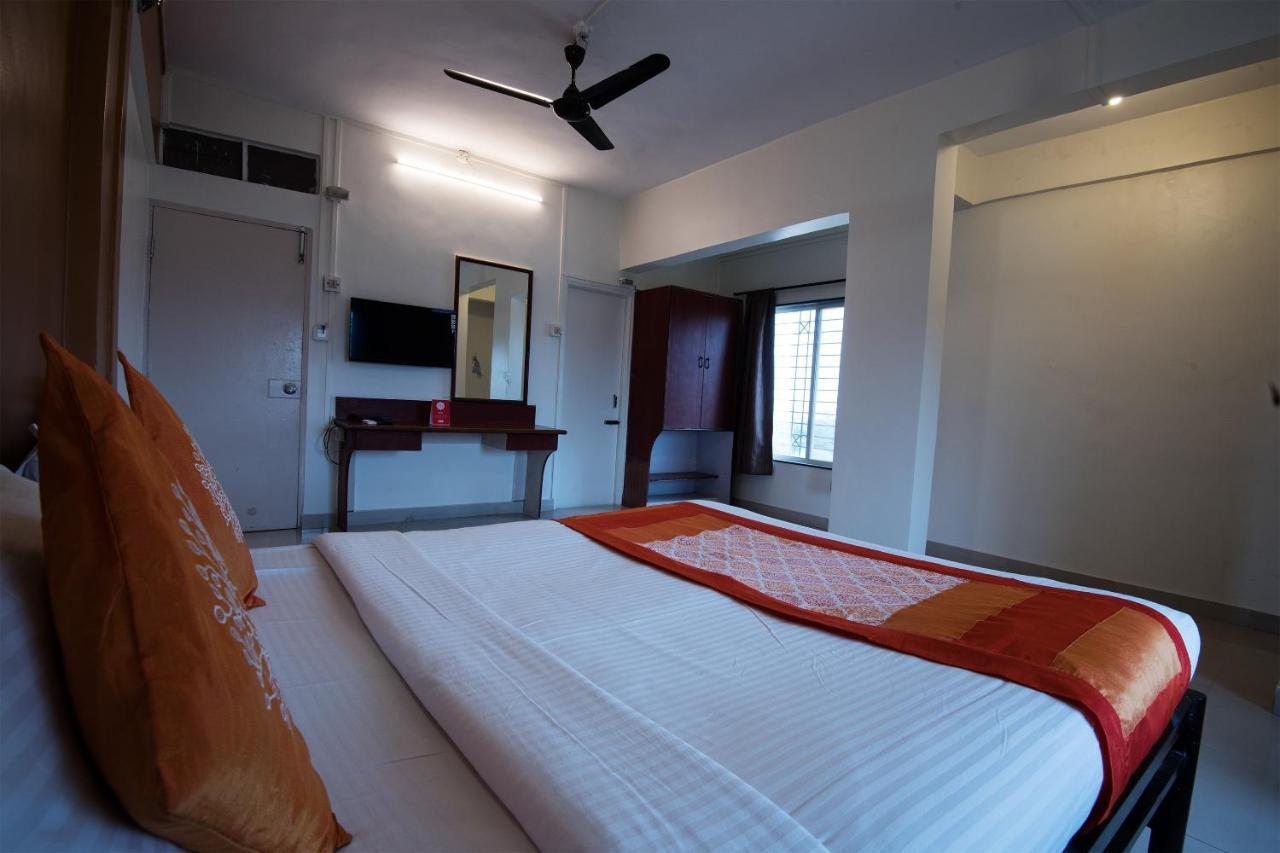 Oyo 1065 Hotel Hmr Royal Inn Pune Extérieur photo