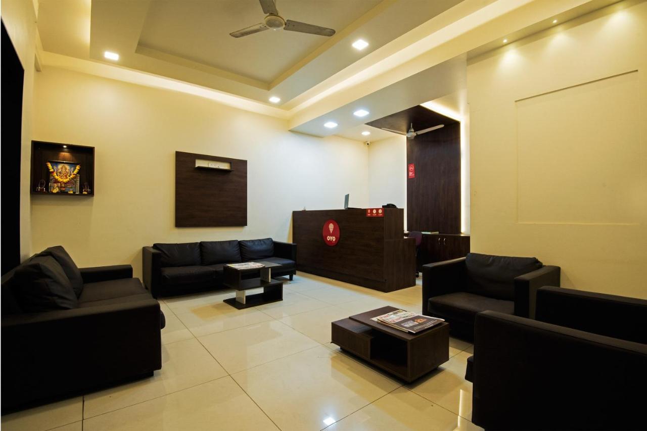 Oyo 1065 Hotel Hmr Royal Inn Pune Extérieur photo
