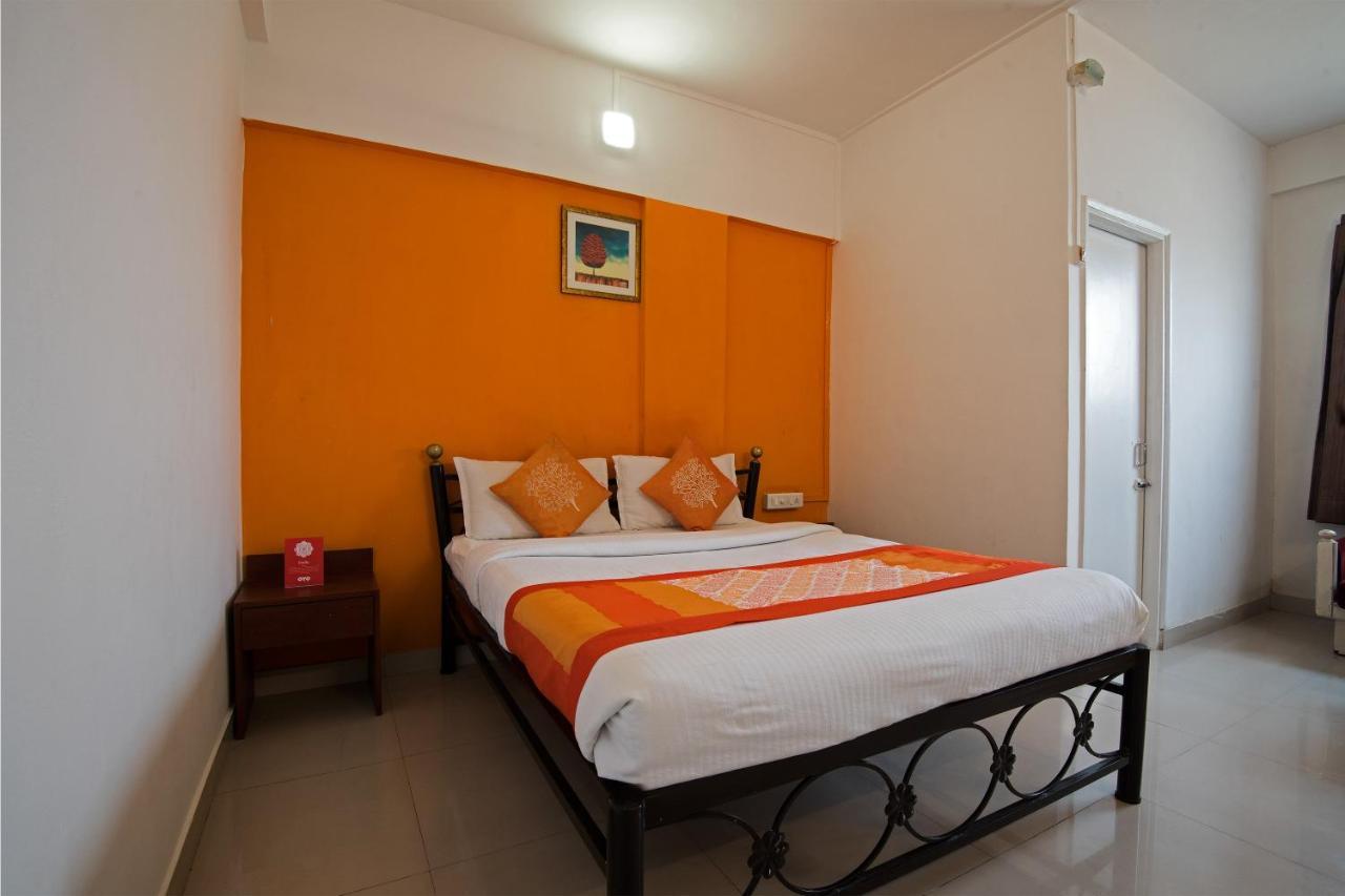 Oyo 1065 Hotel Hmr Royal Inn Pune Extérieur photo