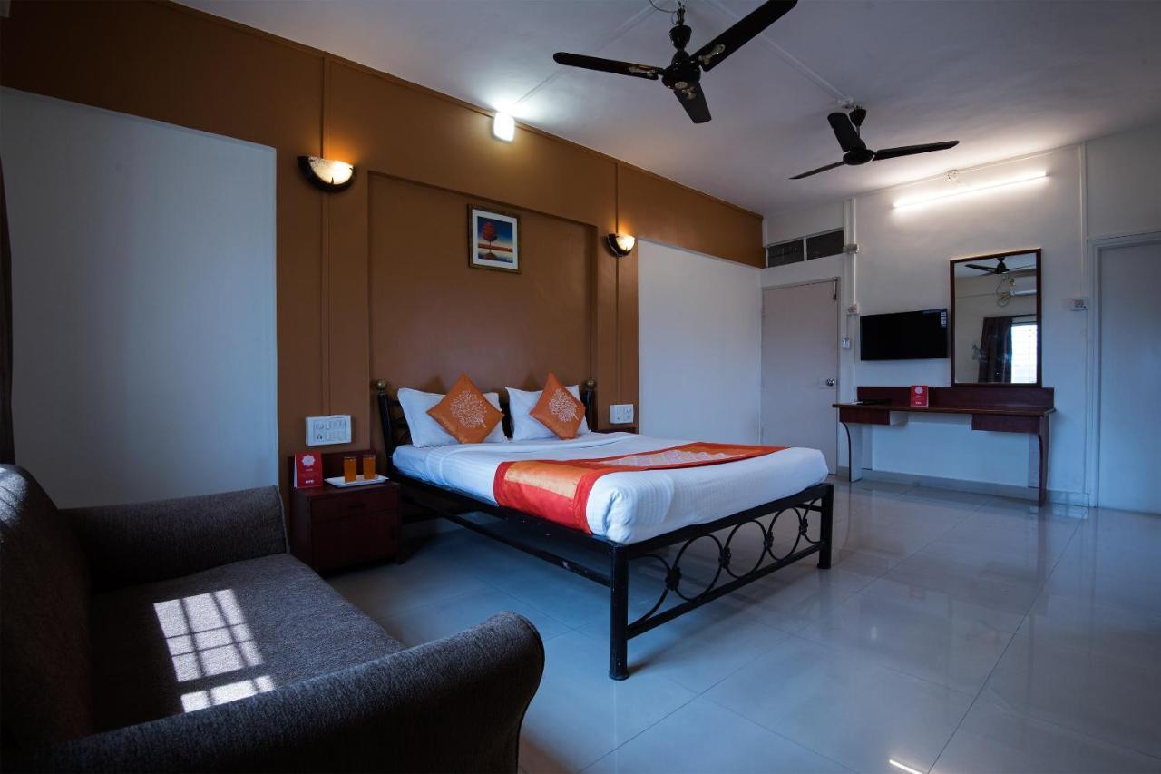 Oyo 1065 Hotel Hmr Royal Inn Pune Extérieur photo