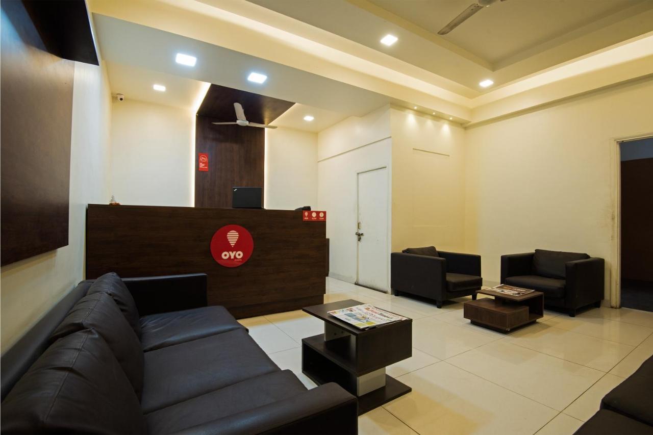 Oyo 1065 Hotel Hmr Royal Inn Pune Extérieur photo