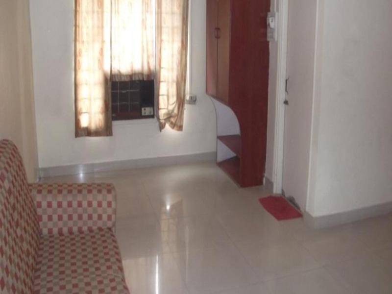 Oyo 1065 Hotel Hmr Royal Inn Pune Extérieur photo