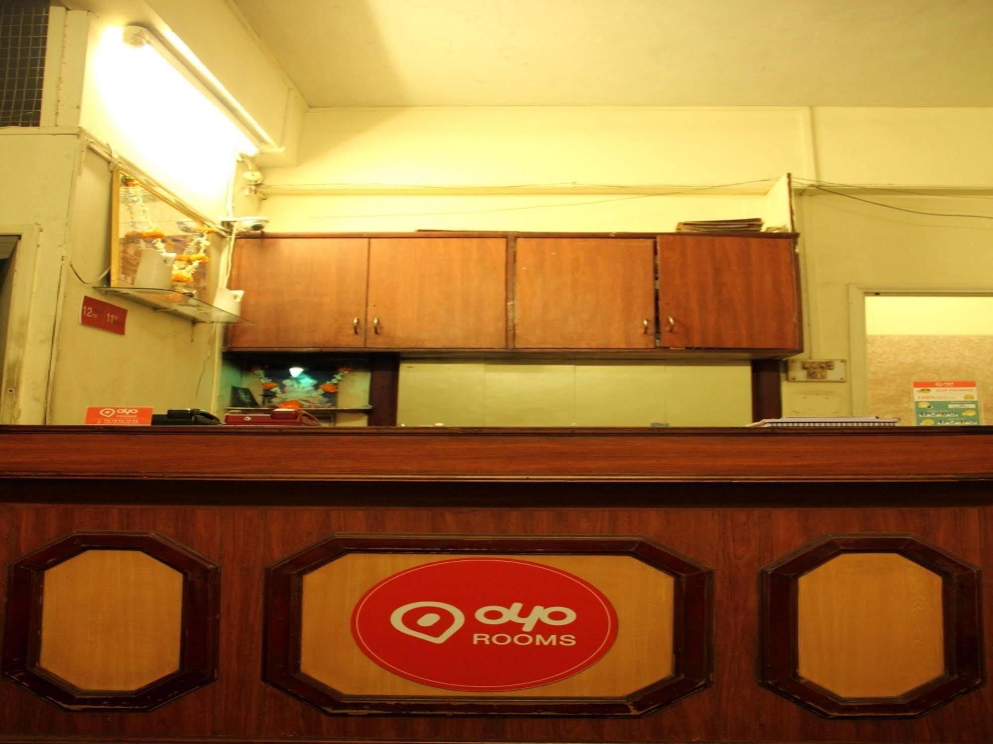 Oyo 1065 Hotel Hmr Royal Inn Pune Extérieur photo